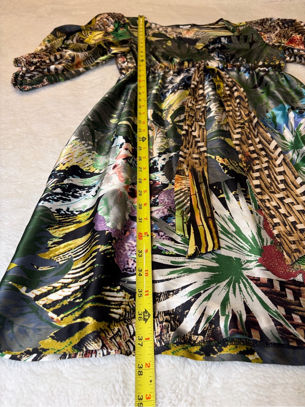Cache 100% Silk Tropical Print Long-Sleeve V-Neck Dress in Green and Multicolor - Picture 7 of 7